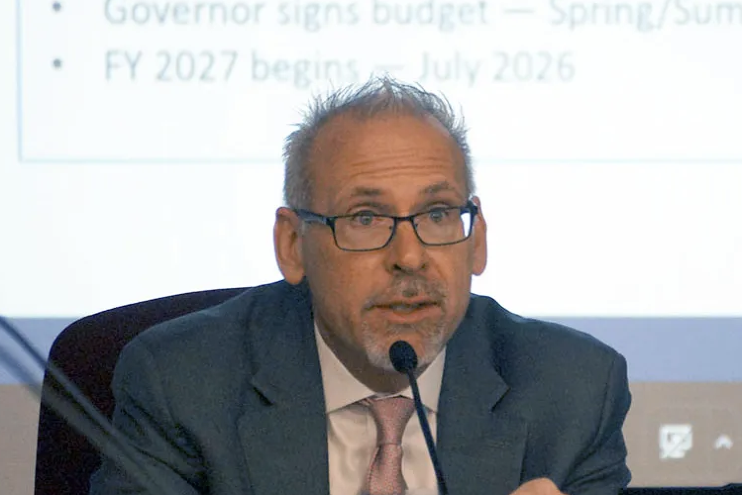 Illinois Education officials brace for lean fiscal year ahead